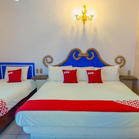 Hotel Isis Zihuatanejo Esterno foto