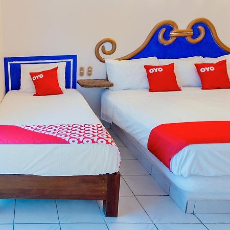 Hotel Isis Zihuatanejo Esterno foto
