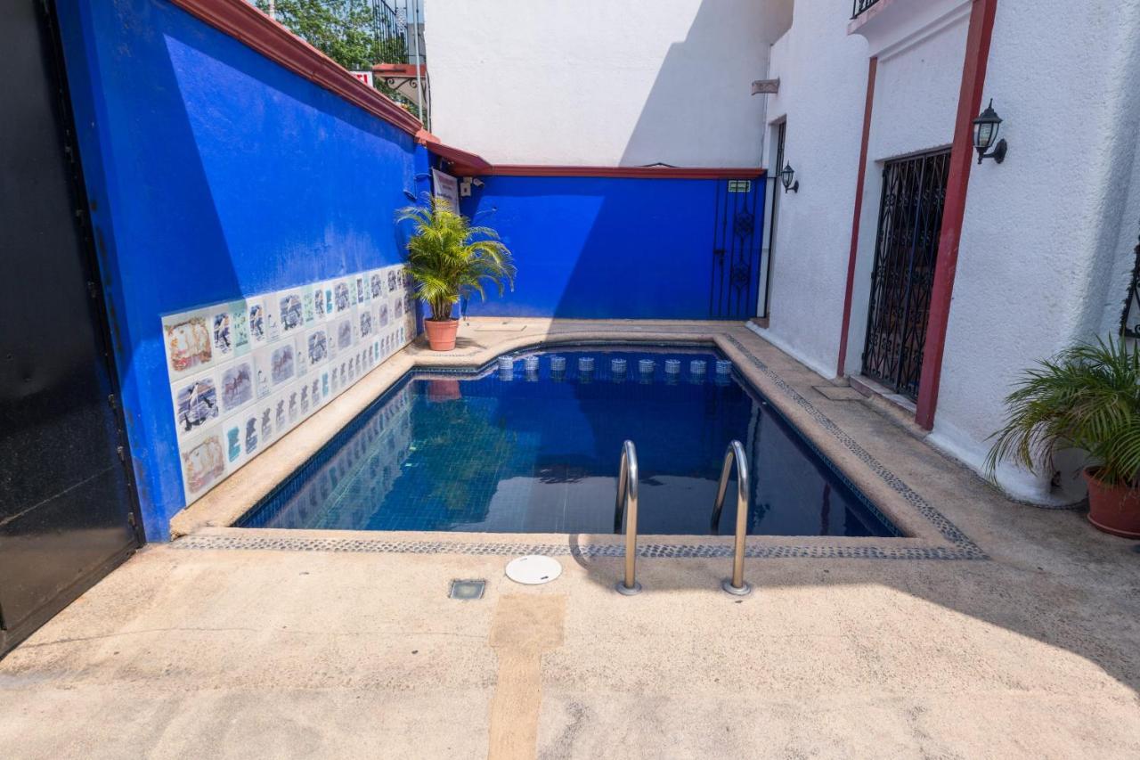 Hotel Isis Zihuatanejo Esterno foto