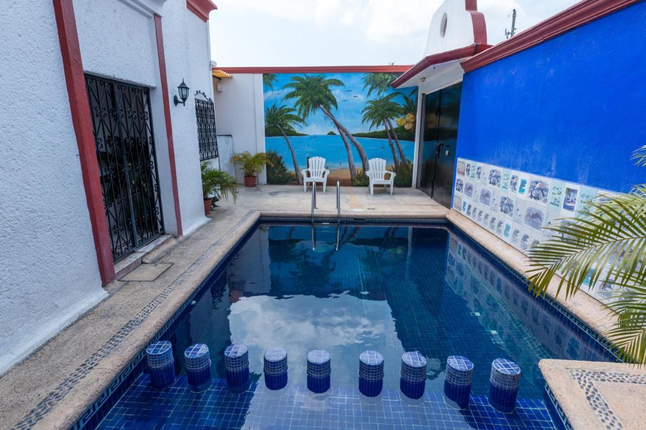 Hotel Isis Zihuatanejo Esterno foto