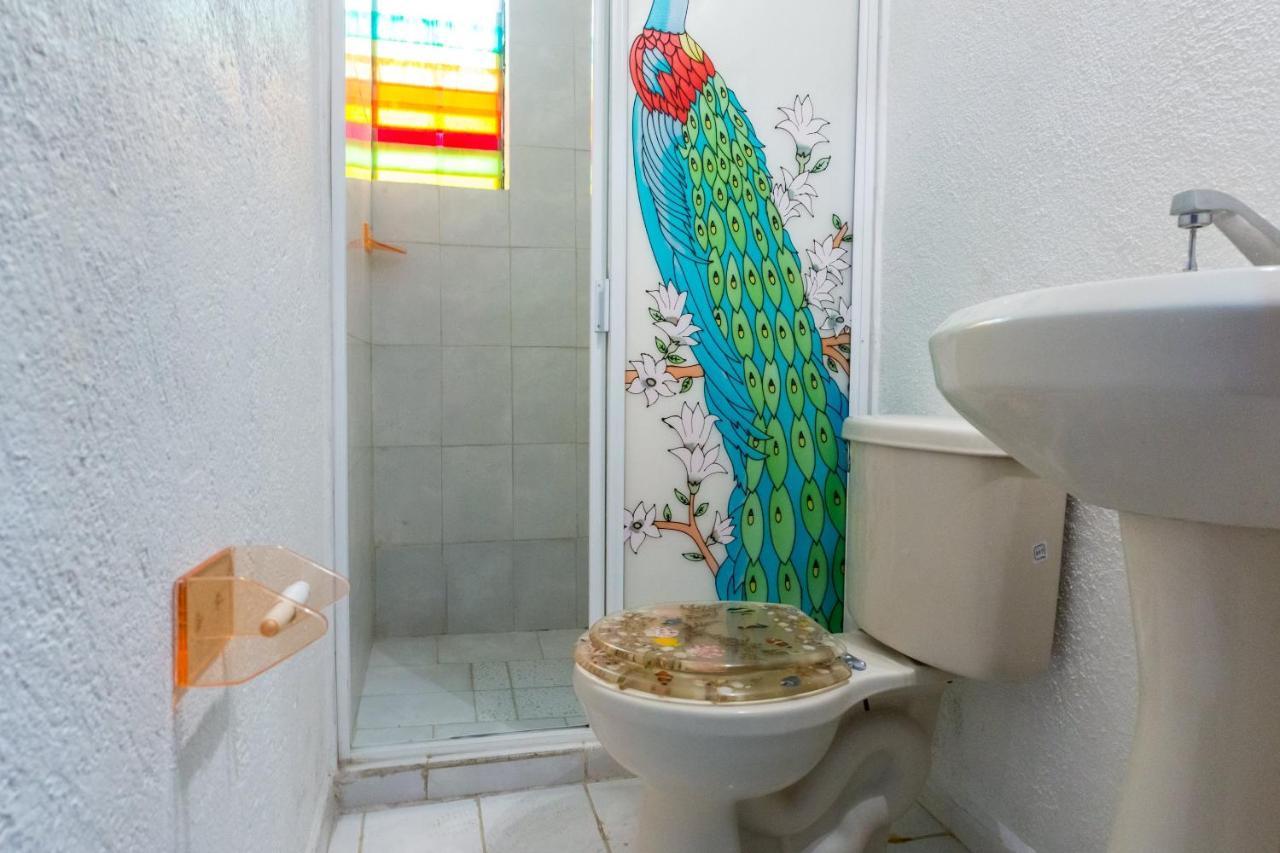 Hotel Isis Zihuatanejo Esterno foto