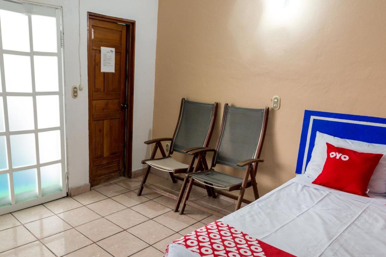 Hotel Isis Zihuatanejo Esterno foto