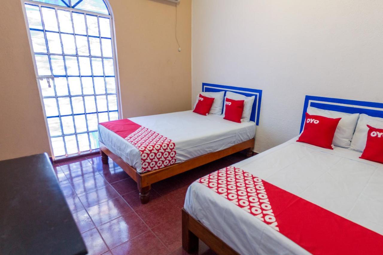 Hotel Isis Zihuatanejo Esterno foto