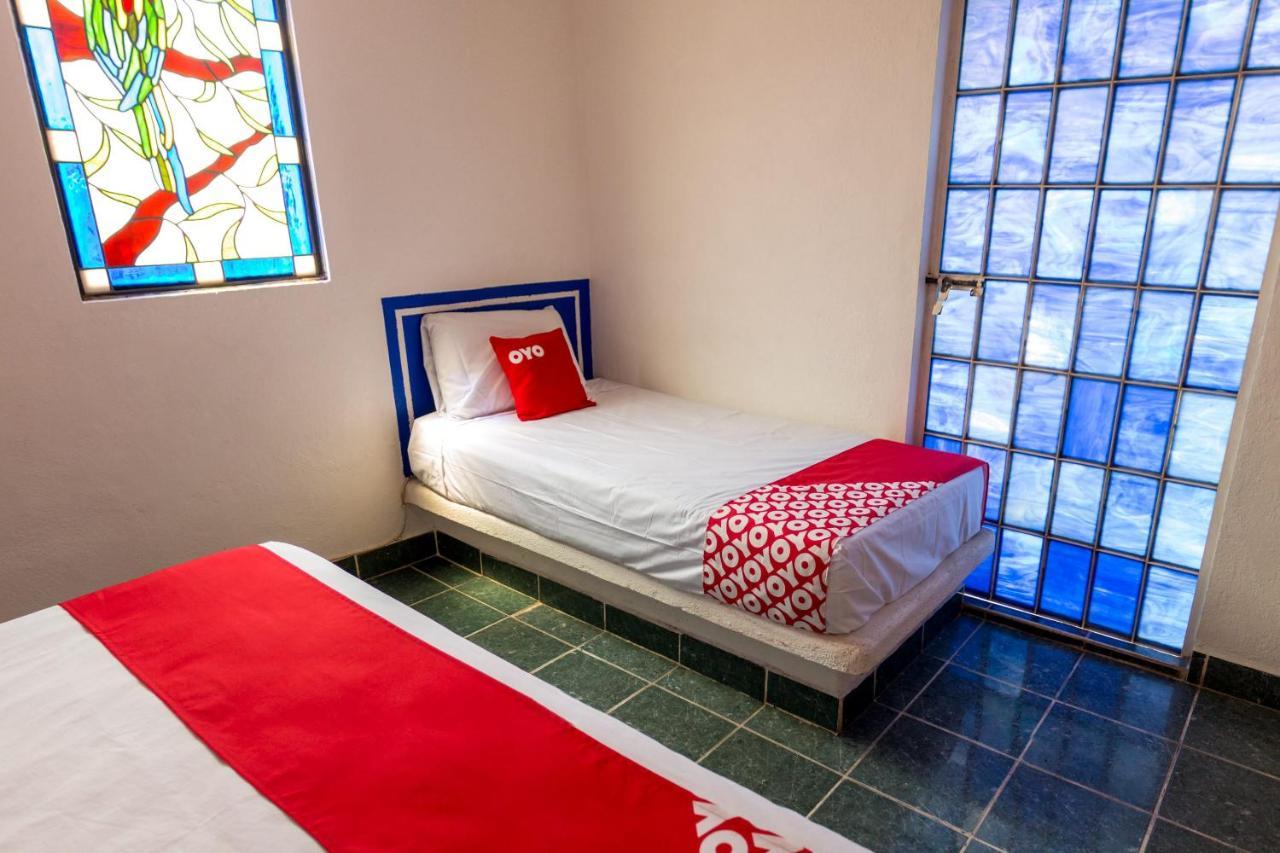 Hotel Isis Zihuatanejo Esterno foto
