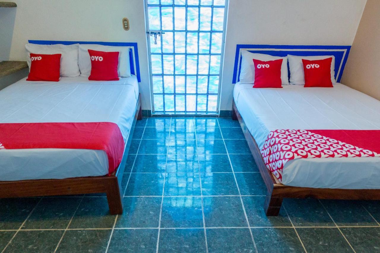 Hotel Isis Zihuatanejo Esterno foto